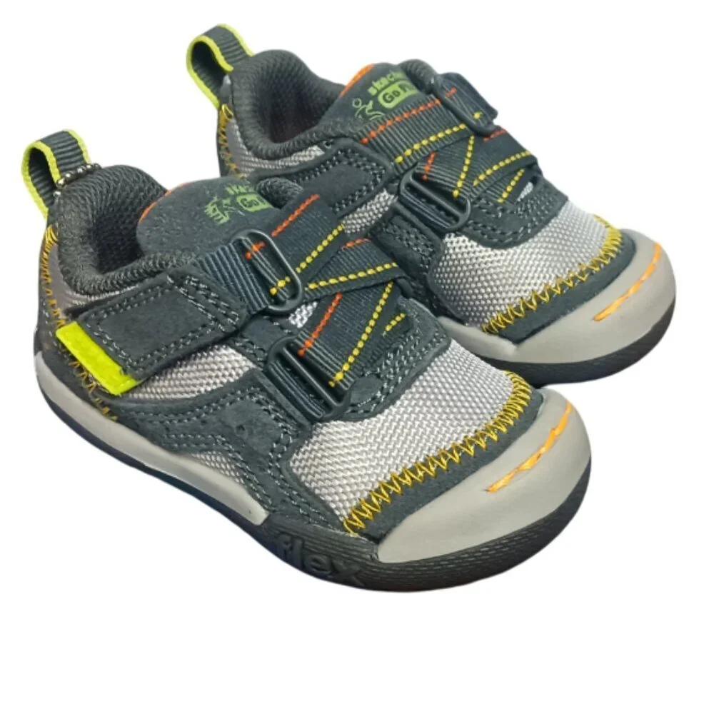 Skechers Baby Boys' Flex Play-Easy Pick Sneaker Charcoal/Grey 4 Medium Toddlers